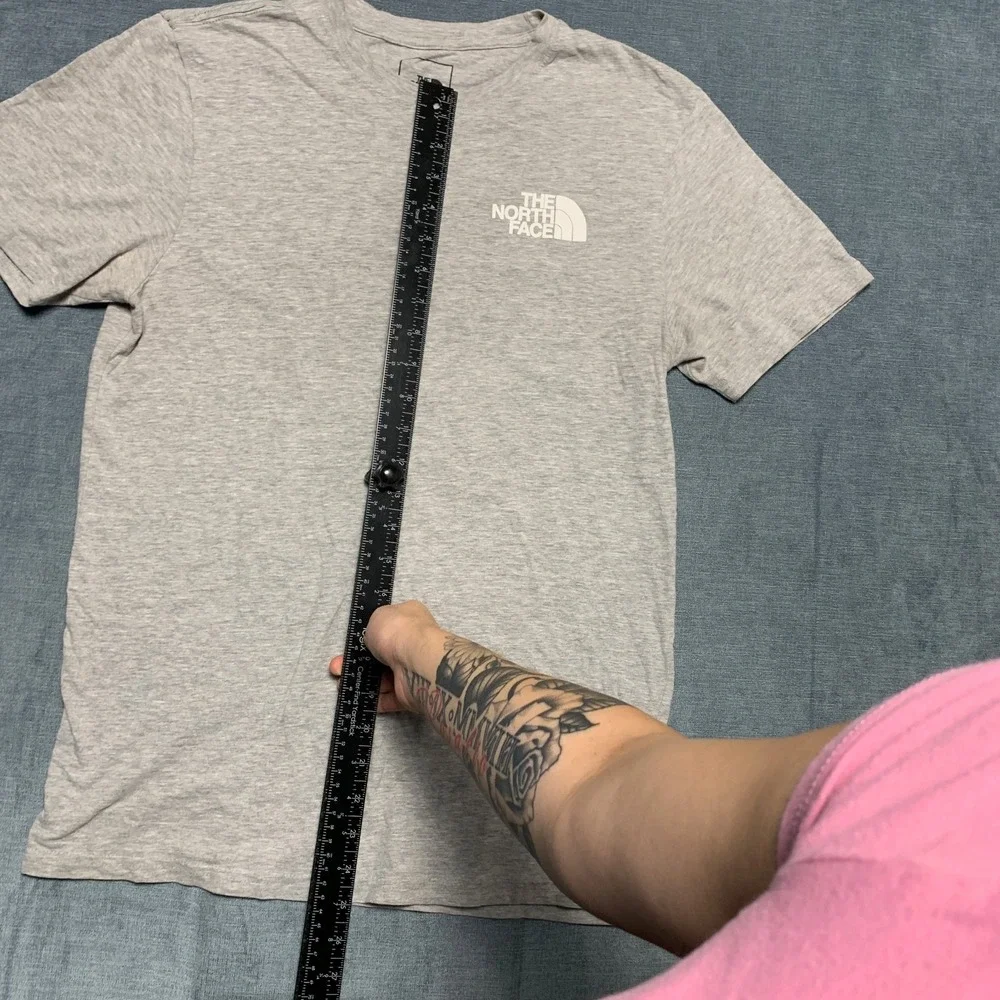 The North Face T-Shirt Men Small Gray Fine Alpine Equipment Casual Everyday Wear